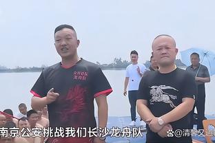 杰伦-布朗：要尽可能逼哈利伯顿去防守 这样能减慢他的进攻速度